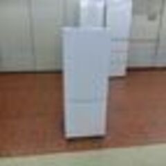 ID533677　2ドア冷蔵庫　162L　ハイセンス　2022年製　AT-RF160-WH