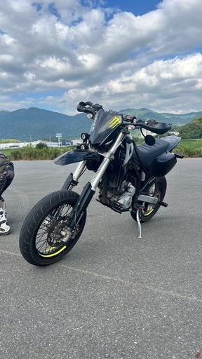 Dトラッカー250