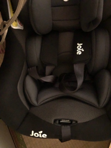 ISOFIX  黒　数回のみ　美品