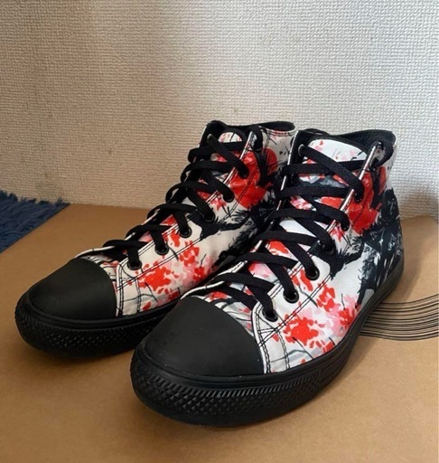 ハイカットスニーカー　[28cm]
