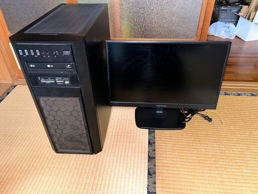 自作パソコン★モニターとセット