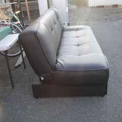 URBAN（アーバン）ソファベッド 合成皮革張り（ブラック） 引き出し