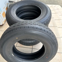 ハイエース純正夏タイヤ4本