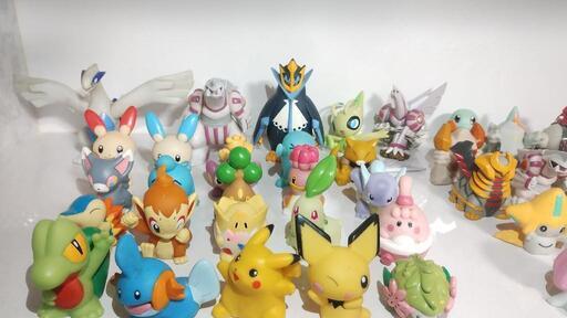 ポケモン指人形111体