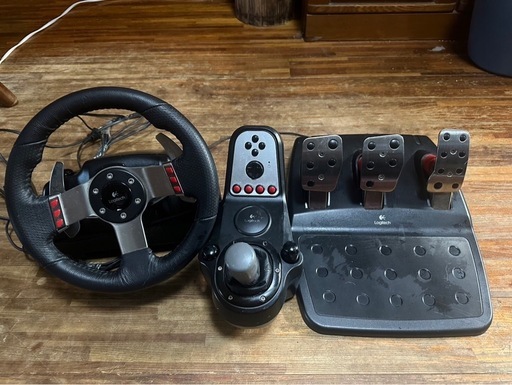 G27ハンドルコントローラー