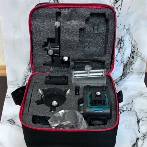 新品❤️レーザー墨出し器 水平器 フルライン グリーン 日本語説明書付 バッテリー