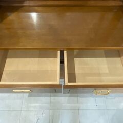 【決まりました】中央　カリモク　最高峰　ドマーニ　モーガントン　キャビネット　飾り棚　照明付き