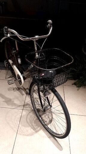 自転車  26インチ 鍵1本付き オートライト 6段変速