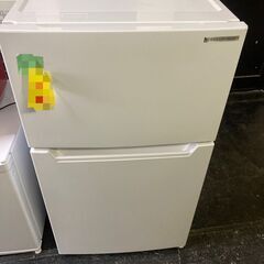 ☆中古￥12,000！YAMADA 87㍑2ドア冷蔵庫 家電 2023年製 YRZ-C09H1型