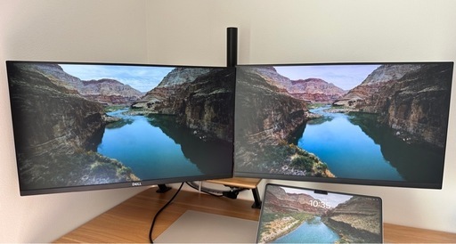 モニタ2台、ドッキングステーション、アームのセット