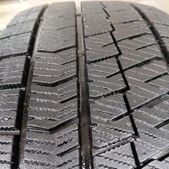 ブリジストン　BRIDGESTONE 　BS
VRX2 スタッドレスタイヤ　冬タイヤ　4本
215/55R17