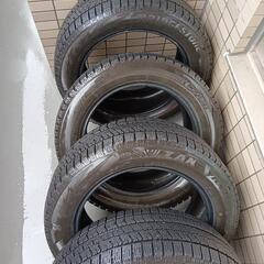 ブリジストン　BRIDGESTONE 　BS
VRX2 スタッドレスタイヤ　冬タイヤ　4本
215/55R17