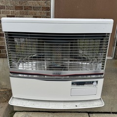 J0301 半密閉式石油ストーブ  煙突式ストーブ　2022年 J0301 半密閉式石油ストーブ 煙突式ストーブ 2022年