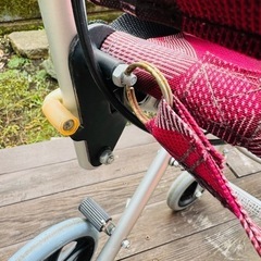 車椅子 コンパクト 軽量 折り畳み 簡易式車イス レッドパープル