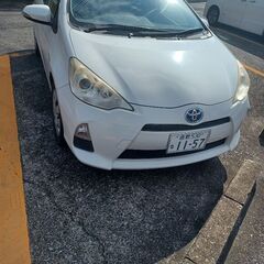 断捨離の為出品！燃費抜群！ トヨタ アクア:平成24年式 ※傷