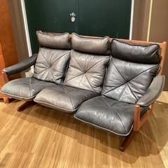 【トレファク神戸南店】3人掛けソファー LIED MOBLER です‼︎ 【取りに来られる方限定】