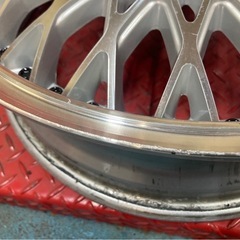 フレーダーマウス クエルボ40 17インチ 5.5j +45 PCD100 シルバーポリッシュ 軽自動車