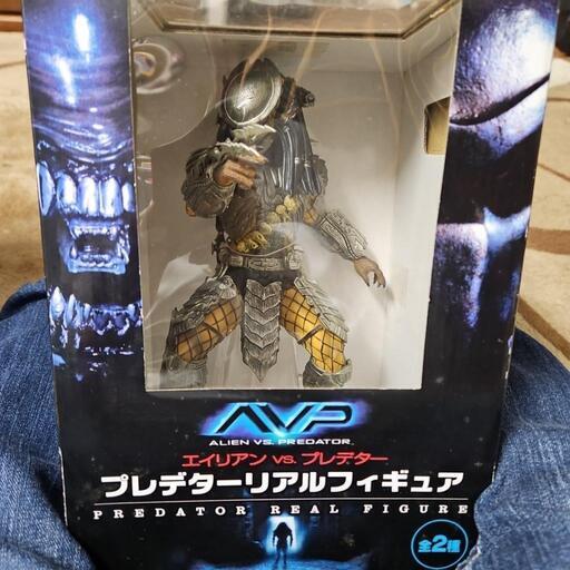 プレデターリアルフィギュア