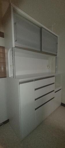 食器棚・書棚・飾棚・サイドボード等)