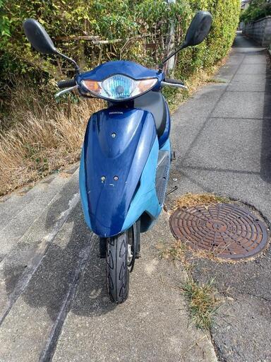 自賠責保険が令和8年4月迄有ります。