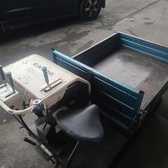 運搬車　運搬機