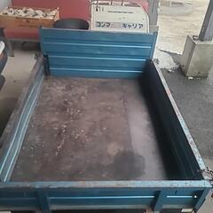 運搬車　運搬機