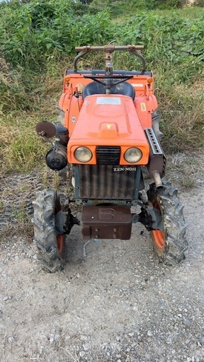 クボタ トラクター B7000 13馬力 4WD ディーゼルエンジン ブルトラ kubota 尾輪 ハウス 低馬力 ミニサイズ
