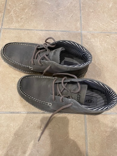 美品UGG  スニーカー　メンズ　26.5 　ハイカット