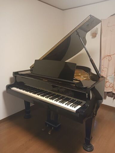 グランドピアノ　お買い得!!
