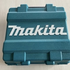 マキタ makita 釘打機 赤　AR411HR