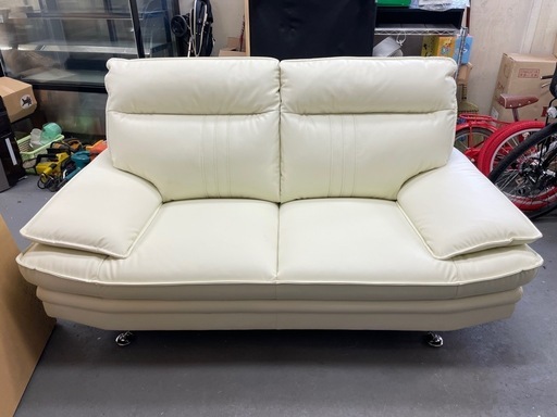 レイコージャパン SHEER 9844 2人掛けソファ 合成皮革 ベージュ 2Pソファ ラブソファ ホワイト系 シンプル モダン インテリア