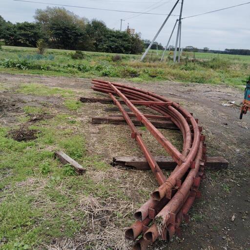 D型ハウスの屋根骨組み