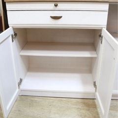 専用です☆食器棚 フレンチカントリー ビーカンパニー クリチコ ビー