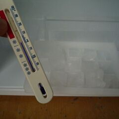 ２０２０年　　８７L　２ドア冷蔵庫　中古