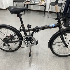 折りたたみ式自転車（AMADEUS）と空気入れ