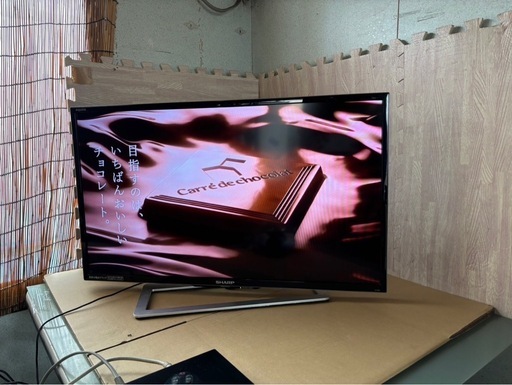 SHARP 32V　2011年ワイヤレステレビAQUOS 　テレビ