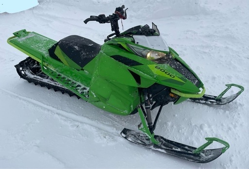 M8000 Arctic Cat 162 キャタ 3インチ ショートトンネル スノーモービル キャット