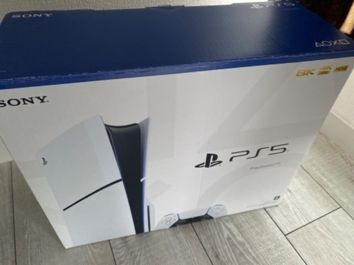 新型PS5slim ディスクドライブ付き　中古