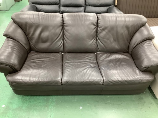 家具ならトレファク吉川店！！ 　大塚家具(IDC)   3人掛けソファー