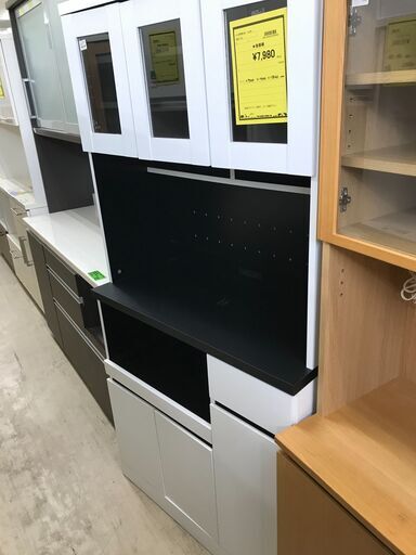 訳アリ！分割不可です。　ベガコーポレーション LOWYA ロウヤ 食器棚 キッチン収納 キッチンボード キャビネット レンジ台 キッチン 収納 90cm  おしゃれ 3枚扉 木製 クリーニング済 堺市 石津【ジャングルジャングルサカイ石津店】