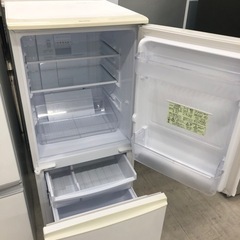 安心の6ヶ月保証付！！　SHARP 2ドア冷蔵庫　2015年製　137L【トレファク堺福田店】