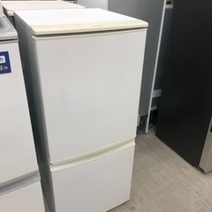 安心の6ヶ月保証付！！　SHARP 2ドア冷蔵庫　2015年製　137L【トレファク堺福田店】