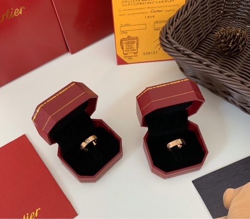 Cartier カルティエ　ラブリング