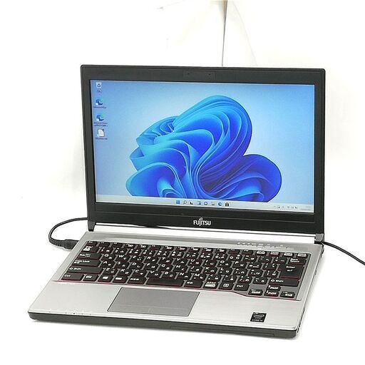 保証付 日本製 高速SSD 13.3型 ノートPC 富士通 S935/K 中古美品 保証付 日本製 高速SSD 13.3型 ノートPC 富士通 S935/K 中古美品