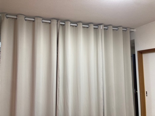 間仕切りカーテン　強力突っ張り棒