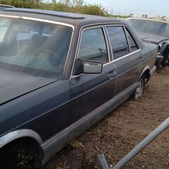 Mベンツ126シリーズレストア-リビルト-リサイクル-業界一番を目指して