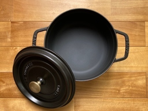 ストウブ　 鍋  22cm 黒　STAUB LA COCOTTE鍋、グリル