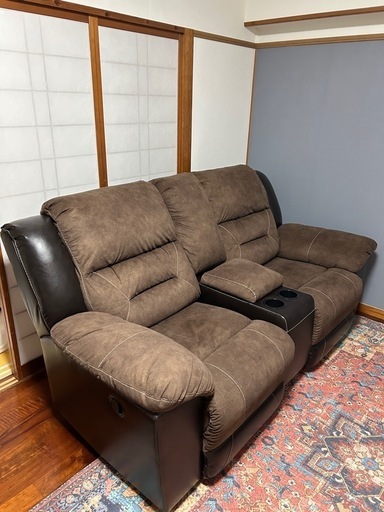 10月末まで掲載。\nリクライニングソファ2人用アシュレイアメリカ家具