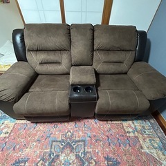10月末まで掲載。 リクライニングソファ2人用アシュレイアメリカ家具