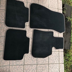 2020年式ＢＭＷX1純正マット